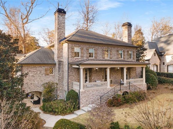 195 Worth Dr, Sandy Springs, GA 30327