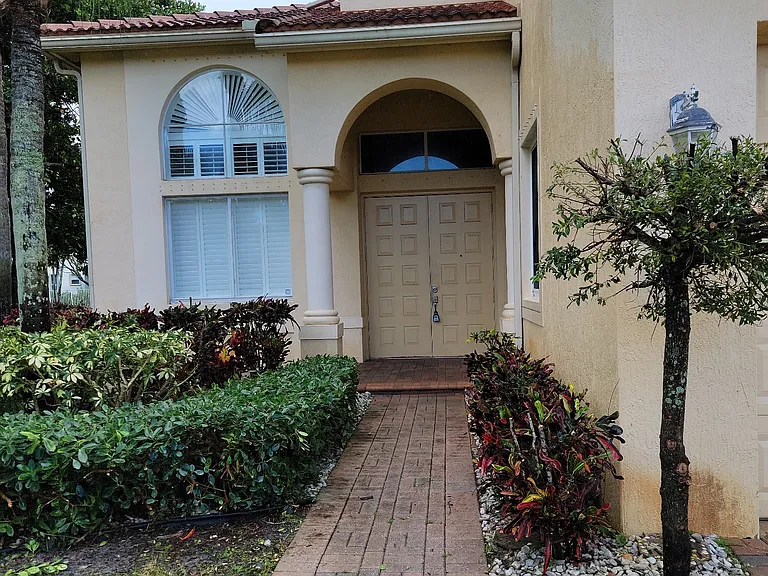 11162 Regatta Ln #A — Photo 40