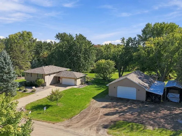 20290 Enfield Ct N, Forest Lake, MN 55025
