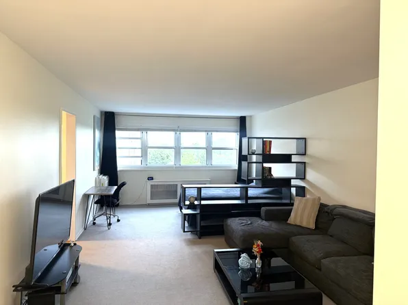 370 Westchester Ave APT 4R, Port Chester, NY 10573