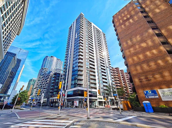 340 Queen St, Ottawa, ON