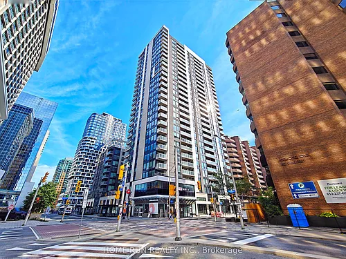 340 Queen St Photo 1
