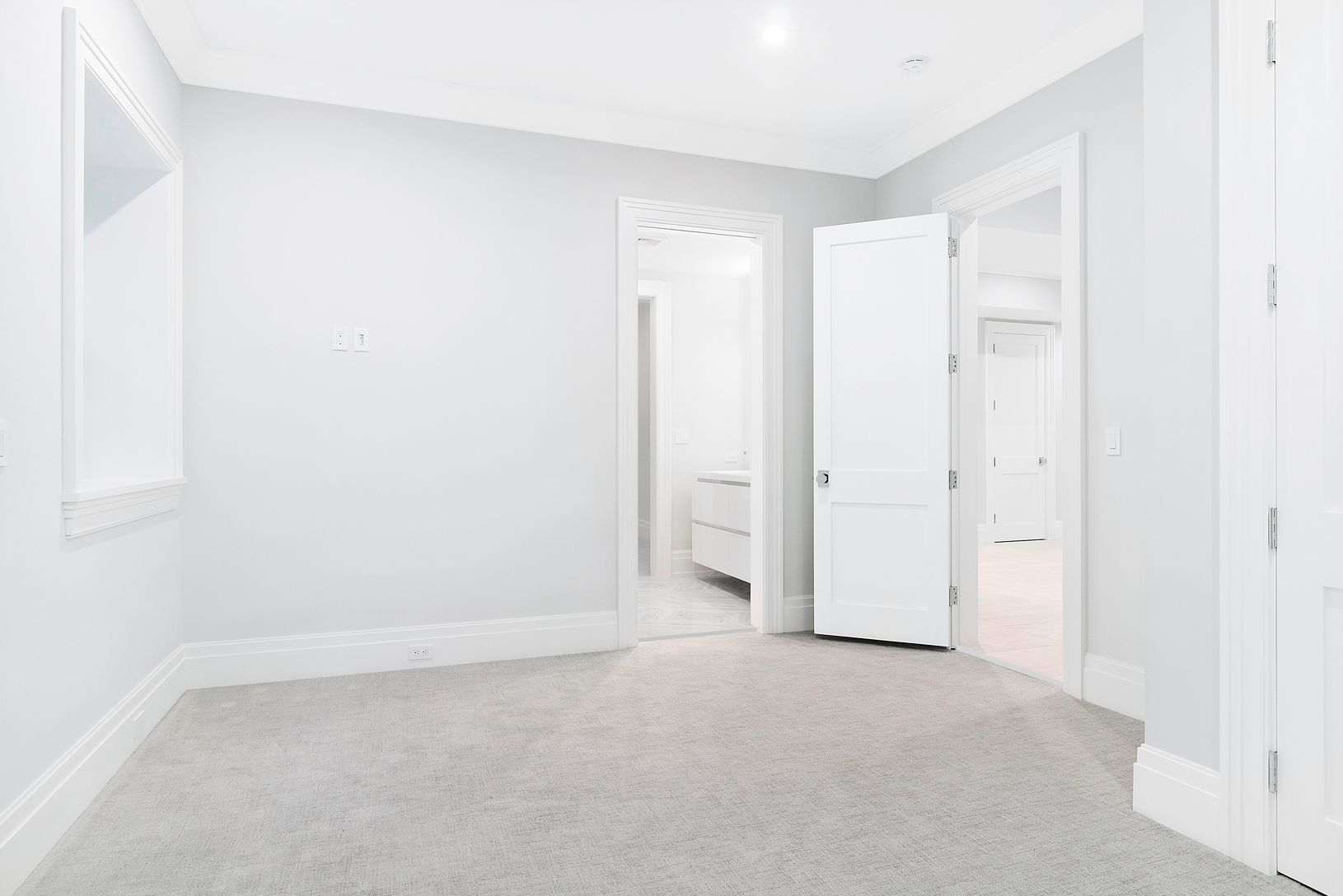  2 Guest Bedrooms with Bath