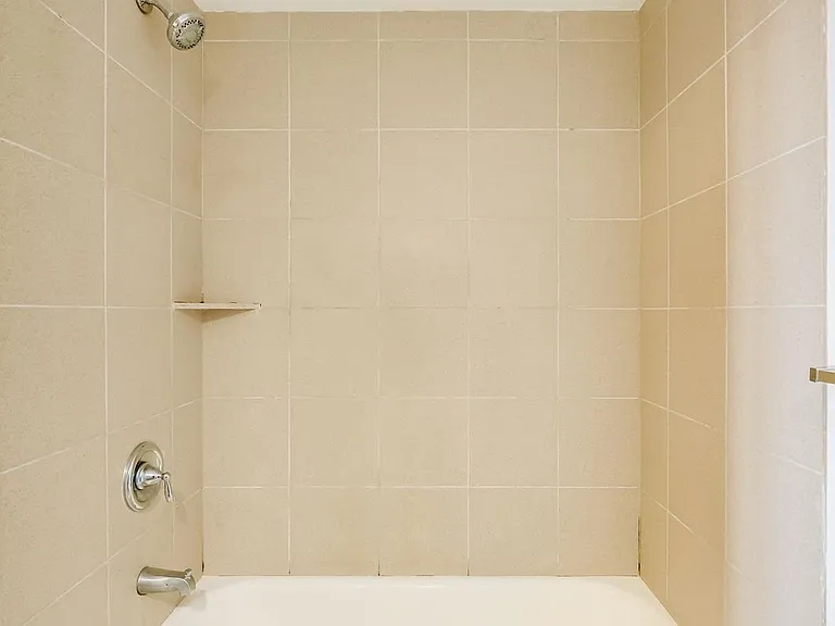 444 N 4th St #610 — Photo 13