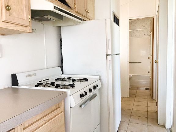 2nd image of 2444 N 14th Ave APT 27