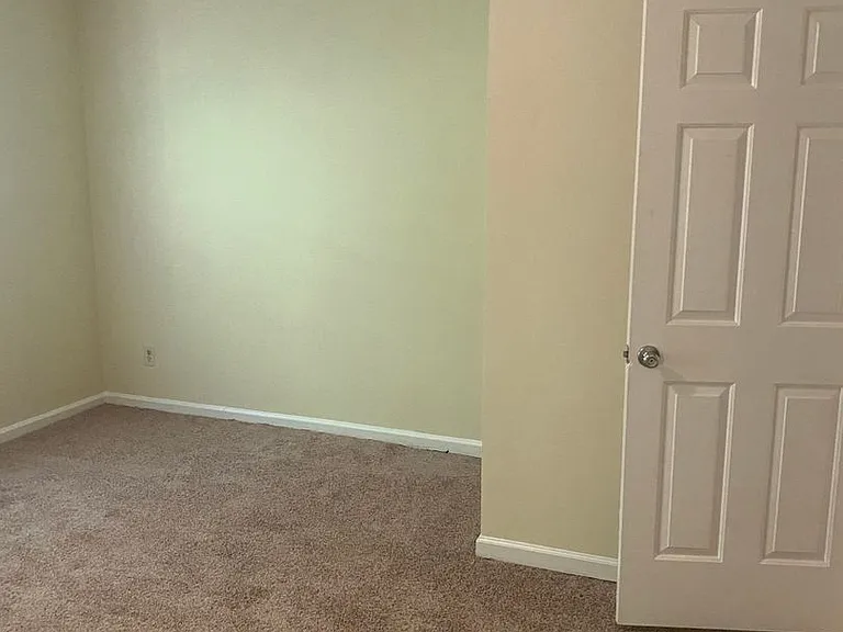 1911 Fidelity Dr — Photo 12