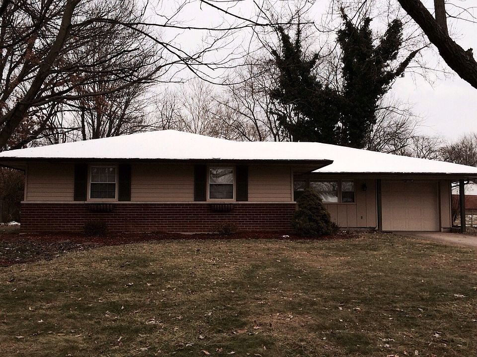1st image of 206 Brandenburg Dr