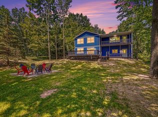 3768 Pine Tree Dr, Weidman, MI 48893