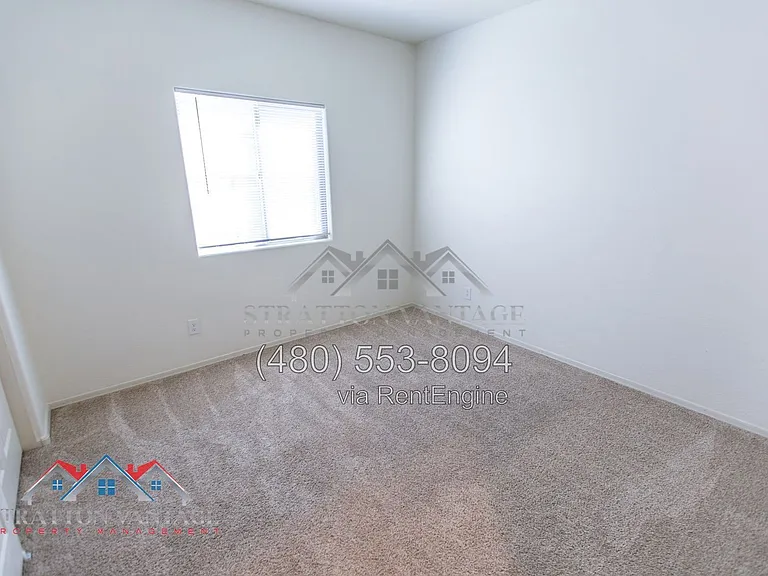 24530 W Flores Dr — Photo 26