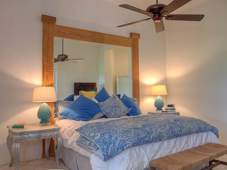 7911 Whitebridge Gln — Photo 21