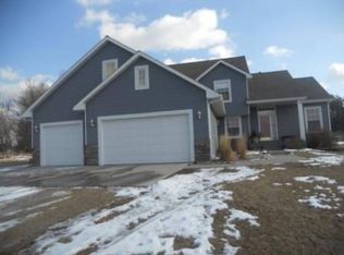 N5830 1110th St, Prescott, WI 54021