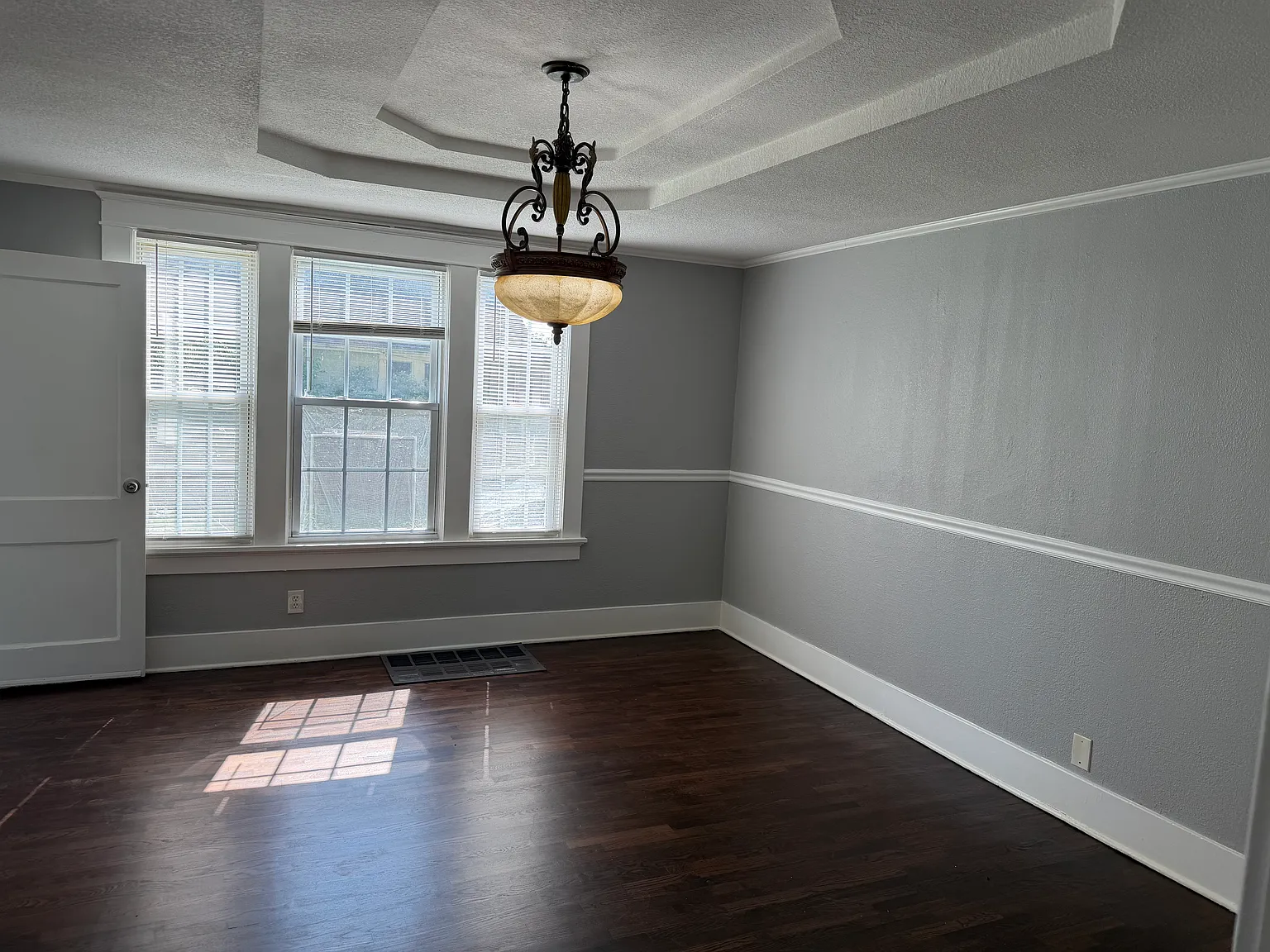 3 bed, 2.5 bath, 1658 sqft, $1,700 — Photo 4