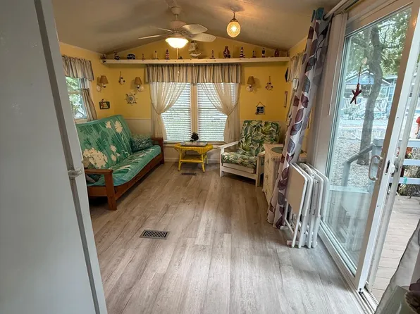 515 Corson Tavern Rd #F-49, Ocean View, NJ 08230