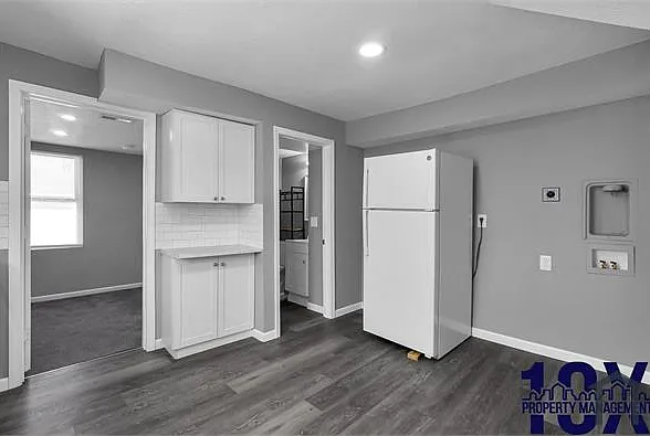 2767 Hiawatha St — Photo 9