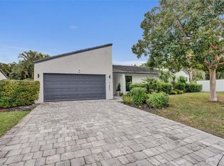 Countrywood Estates, Coral Springs, FL 33071