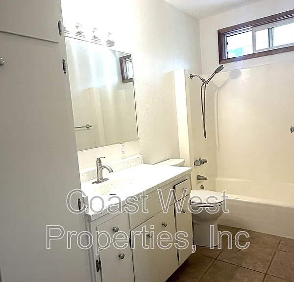 123 Jupiter St #10 — Photo 14