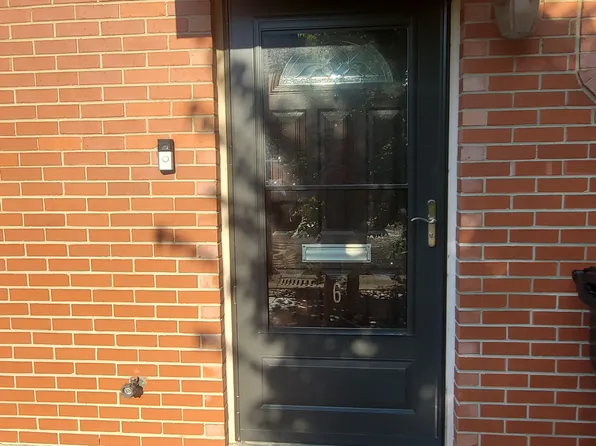 7322 Randolph St APT 6, Forest Park, IL 60130