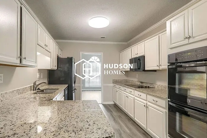 6519 Daybreak Dr — Photo 7
