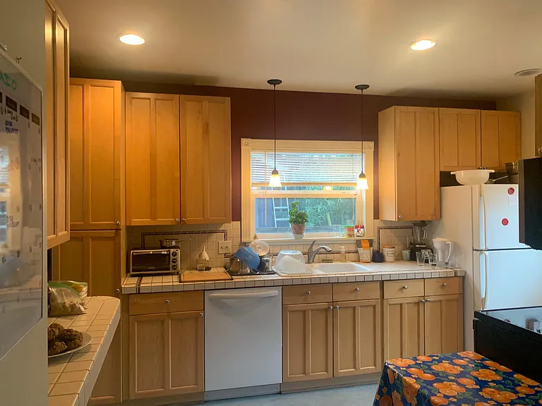 4311 SE 49th Ave — Photo 4