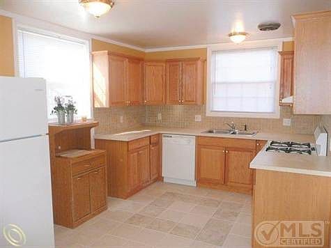 Gorgeous Oak Kitchen View #1