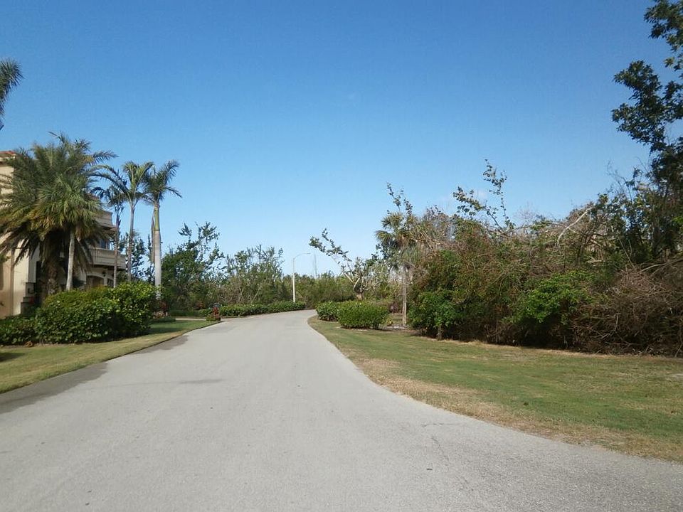 2nd image of 116 Sea Lavender Ln