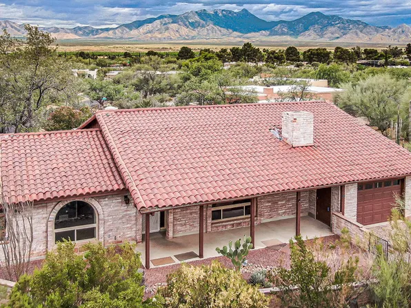 210 W Calle Maria Elena, Green Valley, AZ 85614