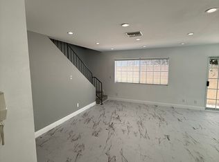 10274 Tujunga Canyon Blvd APT 4, Tujunga, CA 91042