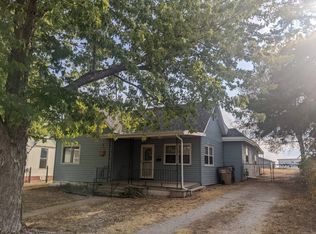 402 N Walnut St, Medicine Lodge, KS 67104