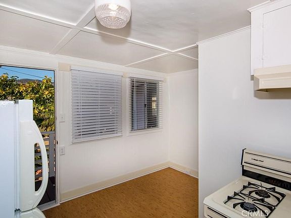 4th image of 486 3rd St APT 4