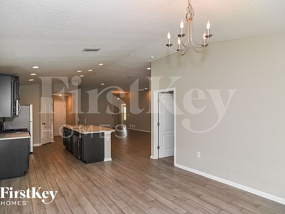 5th image of 82783 Belvoir Ct