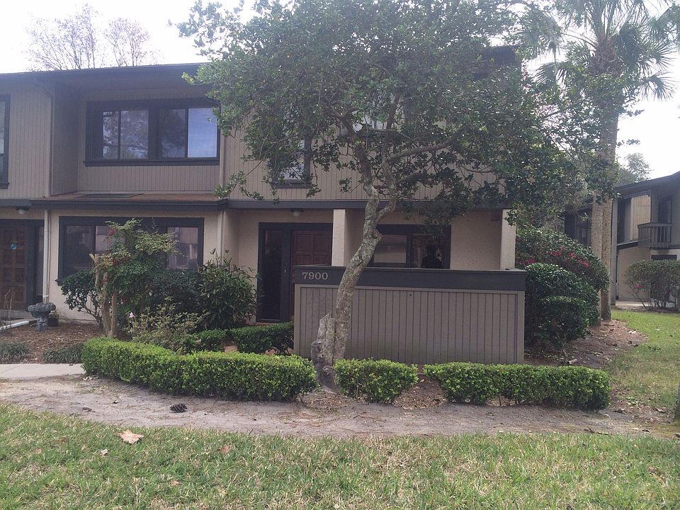 1st image of 7900 Los Robles Ct