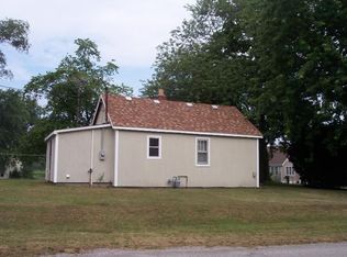 107 E Arlington Ave, North Judson, IN 46366