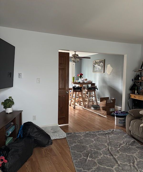 1st image of 9 Mahogany Dr