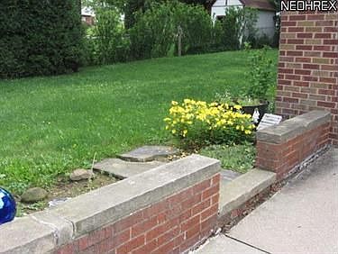 4th image of 87 Berwyck Dr