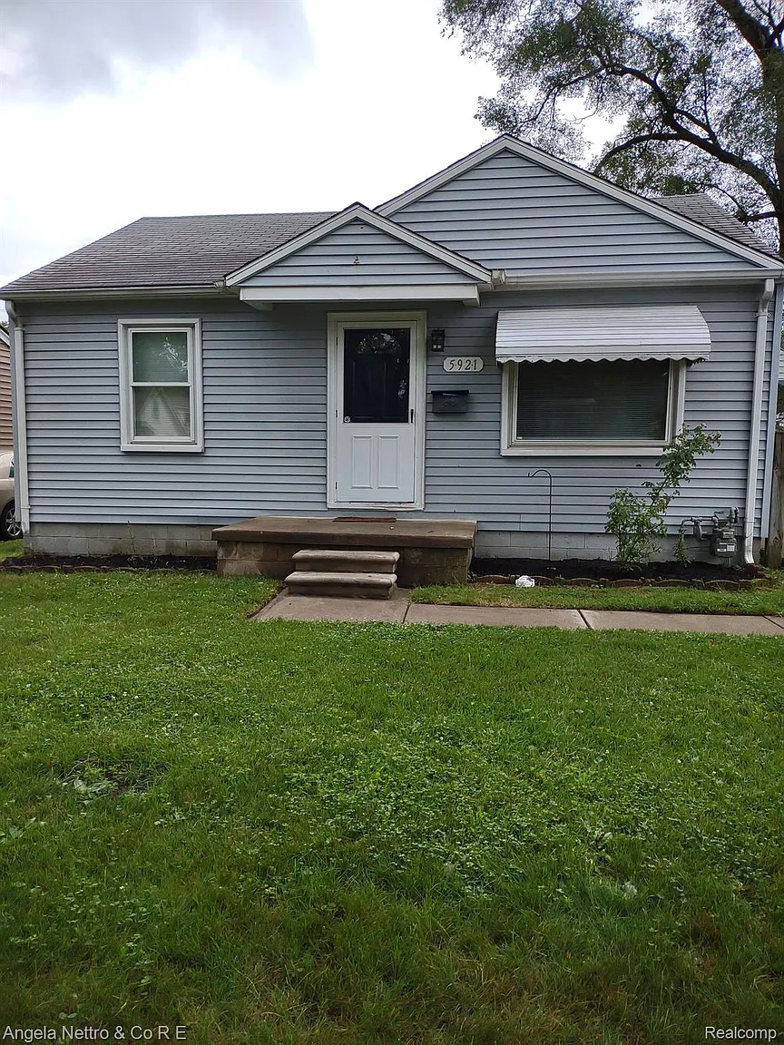 5921 McGuire St photo 1