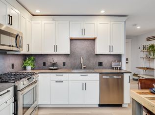 30 Shank Painter Rd #302, Provincetown, MA 02657