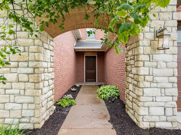 1604 Residence Dr, Columbia, MO 65201