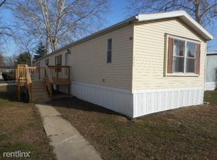 61 Pinewood Est, Chillicothe, IL 61523