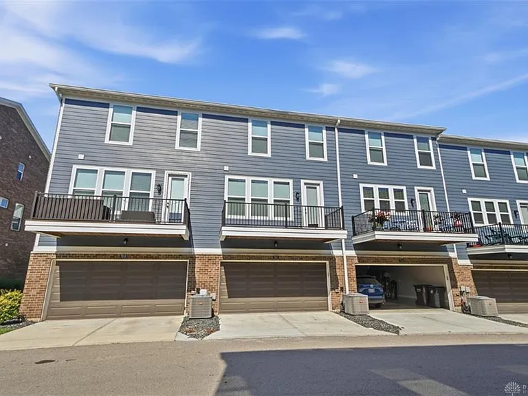 7241 Otley Dr — Photo 67