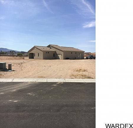 1st image of 653 Island Dr