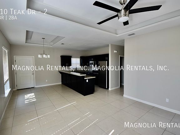 4th image of 110 Teak Dr #2