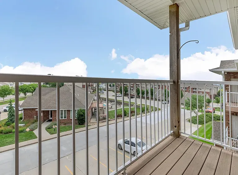 Springhill Ridge Apartments — Photo 12