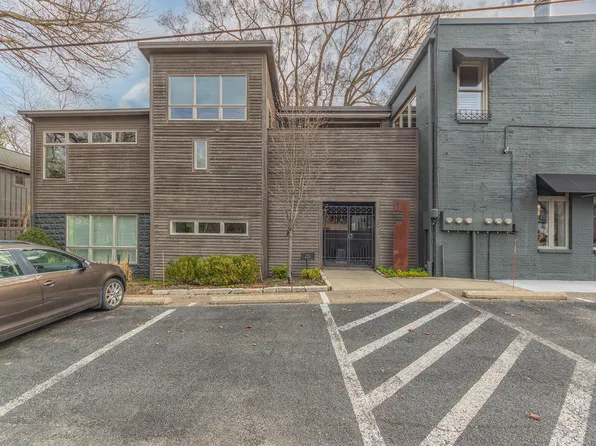 29 N Spring St #7, Douglas, MI 49406