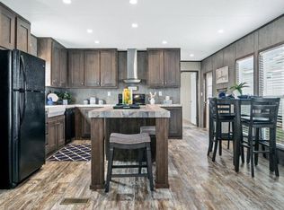 416 10th St, Ogden, KS 66517