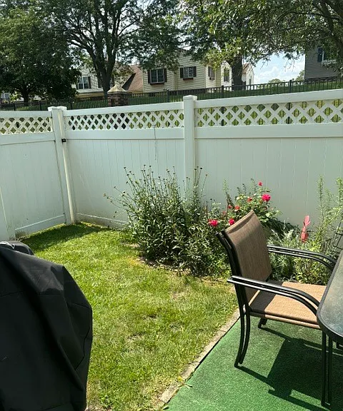 493 Le Parc Cir — Photo 15
