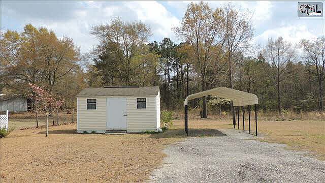 2nd image of 2710B Dovefield Rd