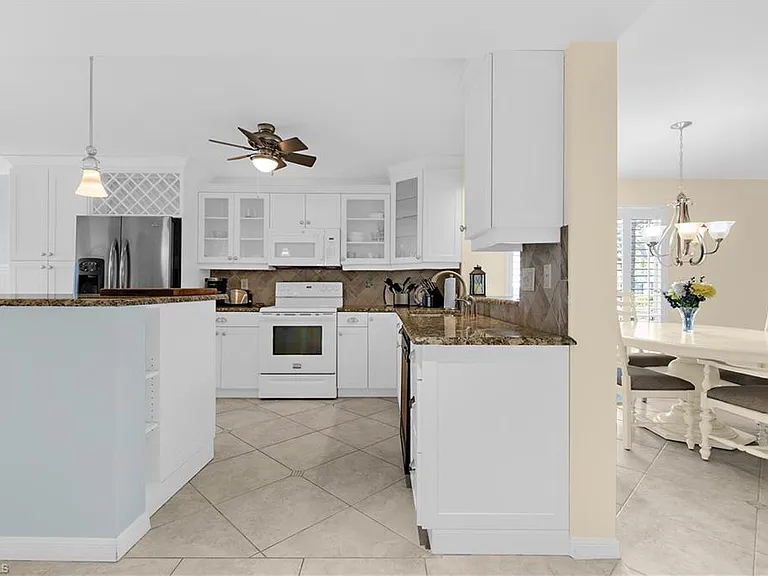 1190 Yesica Ann Cir #B-101 — Photo 14