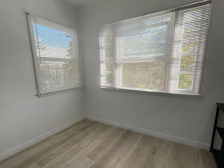 4336 Arizona St — Photo 12