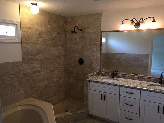 Upgraded Master Bath