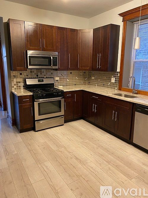 1st image of 2236 W Augusta Blvd #1F